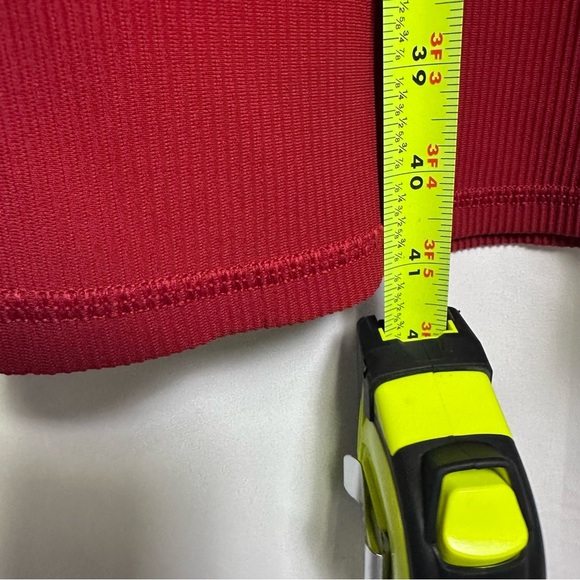 Athleta Salutation Stash Rib Flare Red XL - excellent condition! - Picture 9 of 10